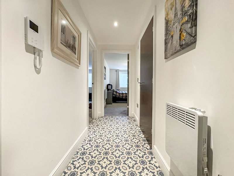 Wycombe Road Saunderton